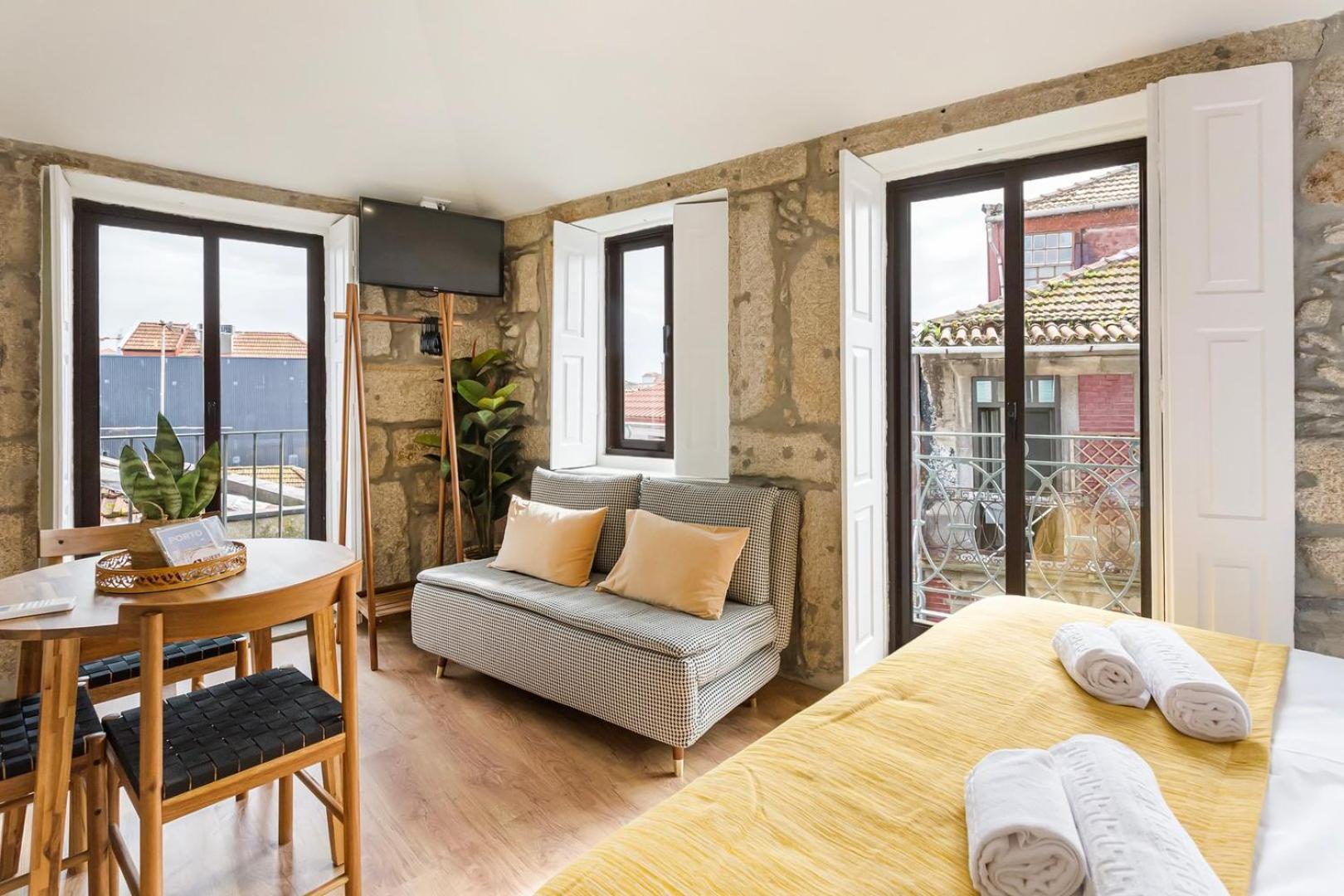 Guestready - Caldeireiros Apts Porto Eksteriør billede